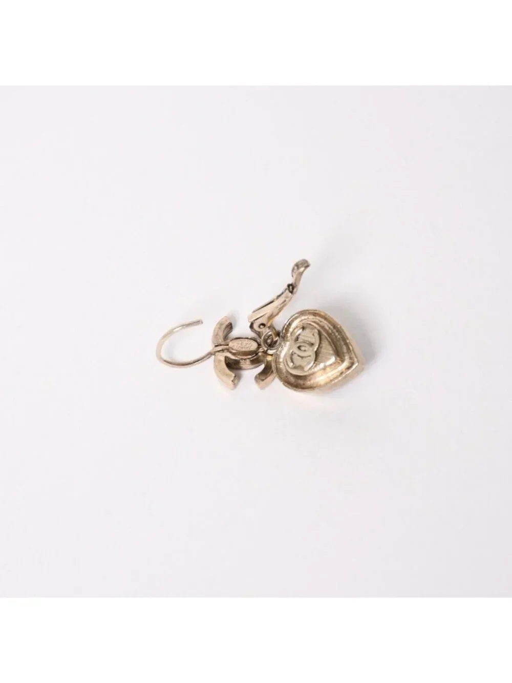 Chanel Earrings CC Logo Heart Black Silver 06